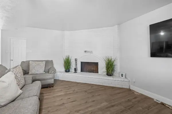 Dallas, TX 75249,7109 Nutmeg Lane