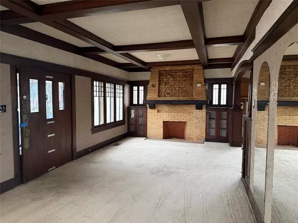 Denison, TX 75020,215 W Sears Street