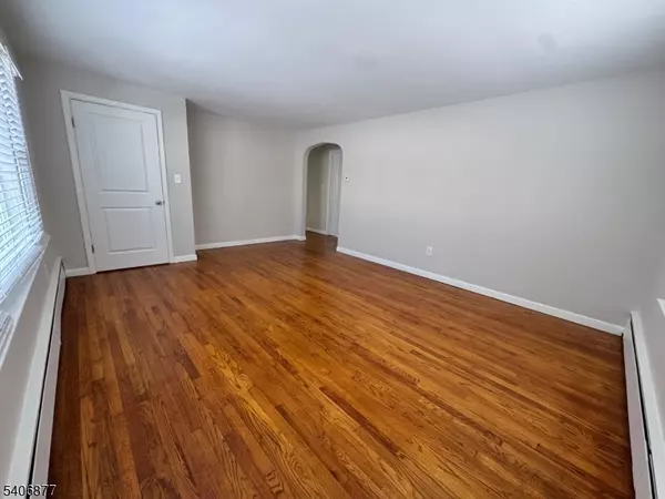 Hackettstown Town, NJ 07840,156 E Prospect St #1