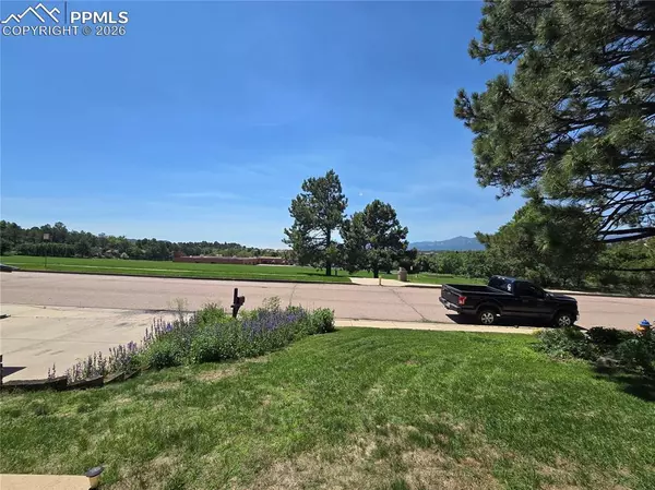Colorado Springs, CO 80919,158 Buckeye DR