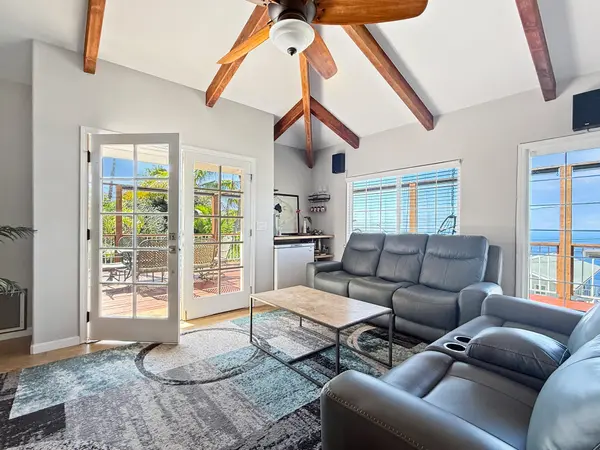 Captain Cook, HI 96704,87-3218 CARISSA RD