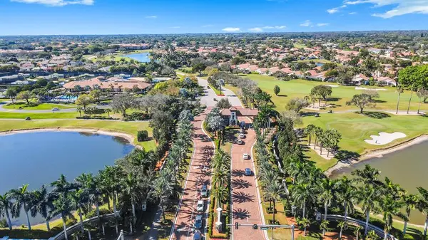 Boca Raton, FL 33433,7535 La Paz Blvd #301