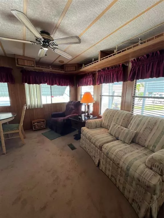 Okeechobee, FL 34974,6494 SE 54th Ln