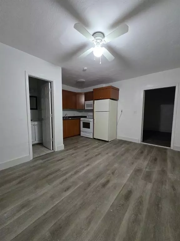 Hollywood, FL 33020,1837 Sherman St