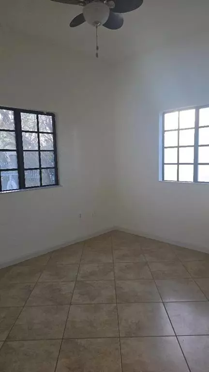 Coral Springs, FL 33065,2851 Riverside Dr #101