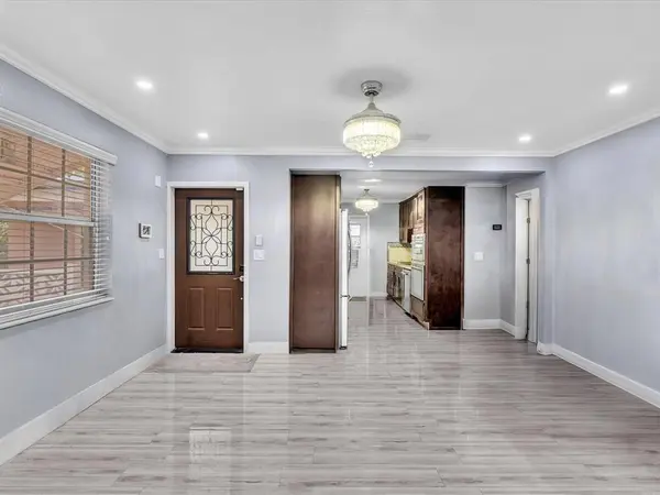 North Miami, FL 33168,12755 NW 1st Ave