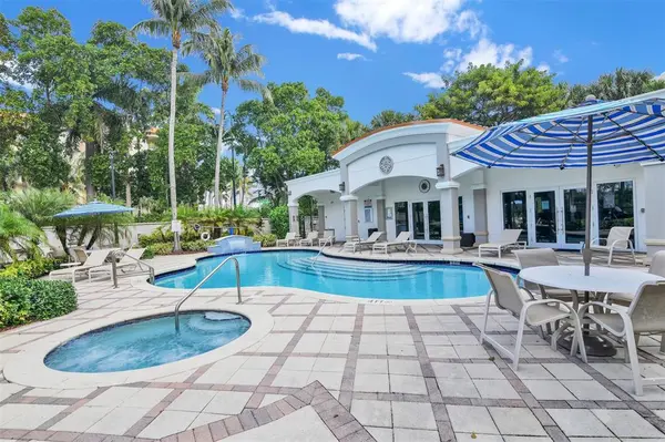 Deerfield Beach, FL 33441,101 SE 20th Avenue #406