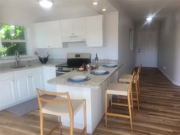 Fort Lauderdale, FL 33305,2414 NE 25th Place #8