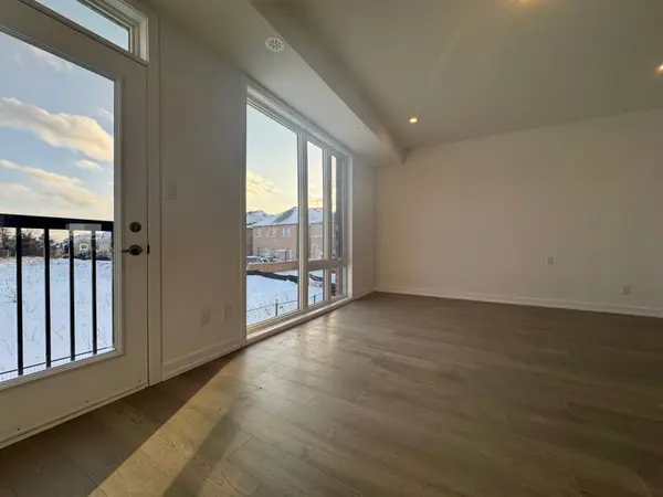 Richmond Hill, ON L4E 1M1,27 Bancroft LN