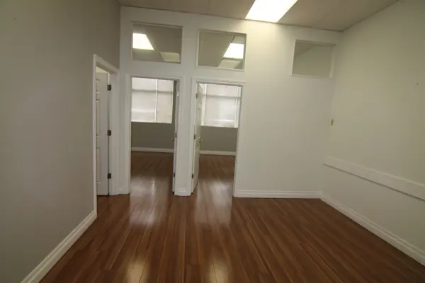 Markham, ON L3R 9S2,8787 Woodbine AVE #225