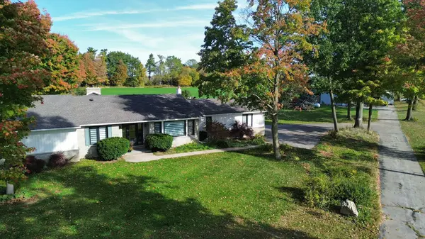 Burlington, ON L7P 0C6,5665 Milburough Line