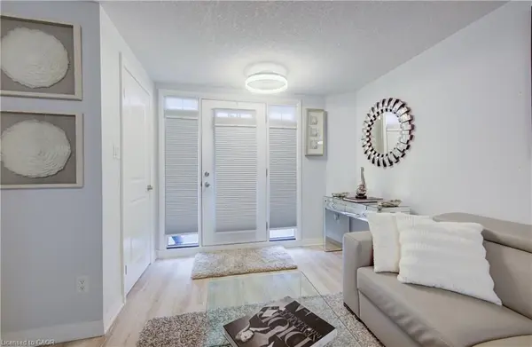 Kitchener, ON N2E 0G7,1989 OTTAWA ST #27A