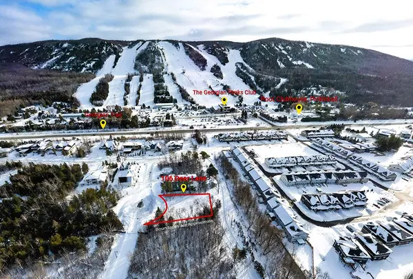 Blue Mountains, ON N0H 1J0,106 Deer LN