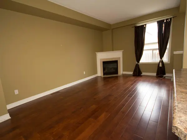 Hamilton, ON L8E 0E4,108 Marina Point CRES