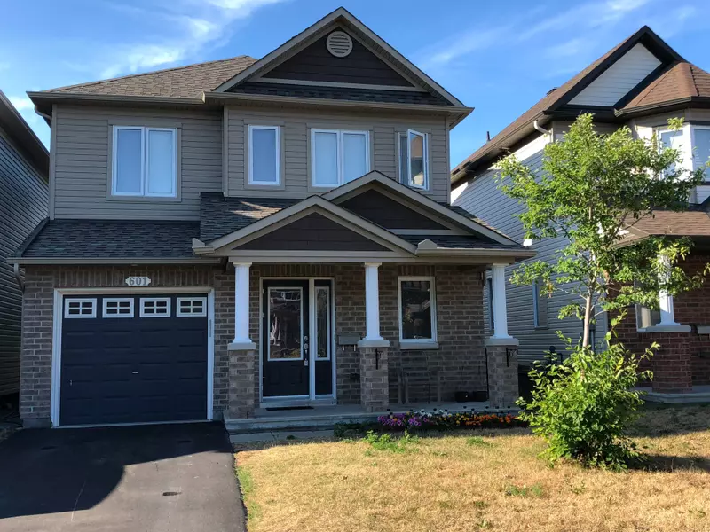 601 CLEARBROOK DR, Barrhaven, ON K2J 5S2