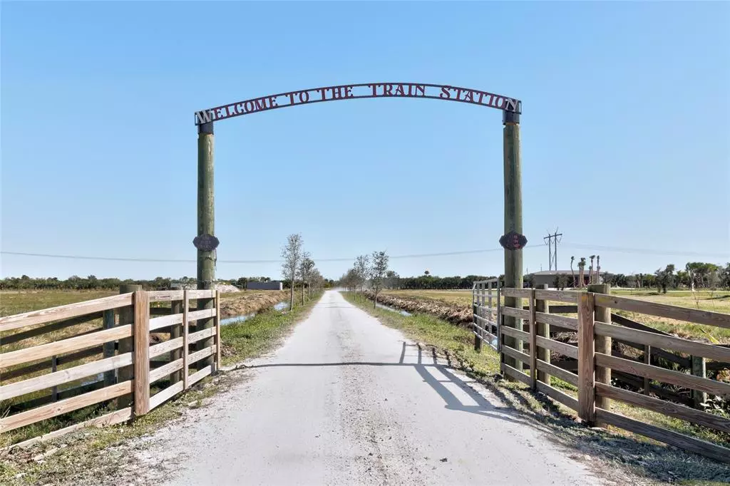 Fort Pierce, FL 34945,xxxx Carlton Rd