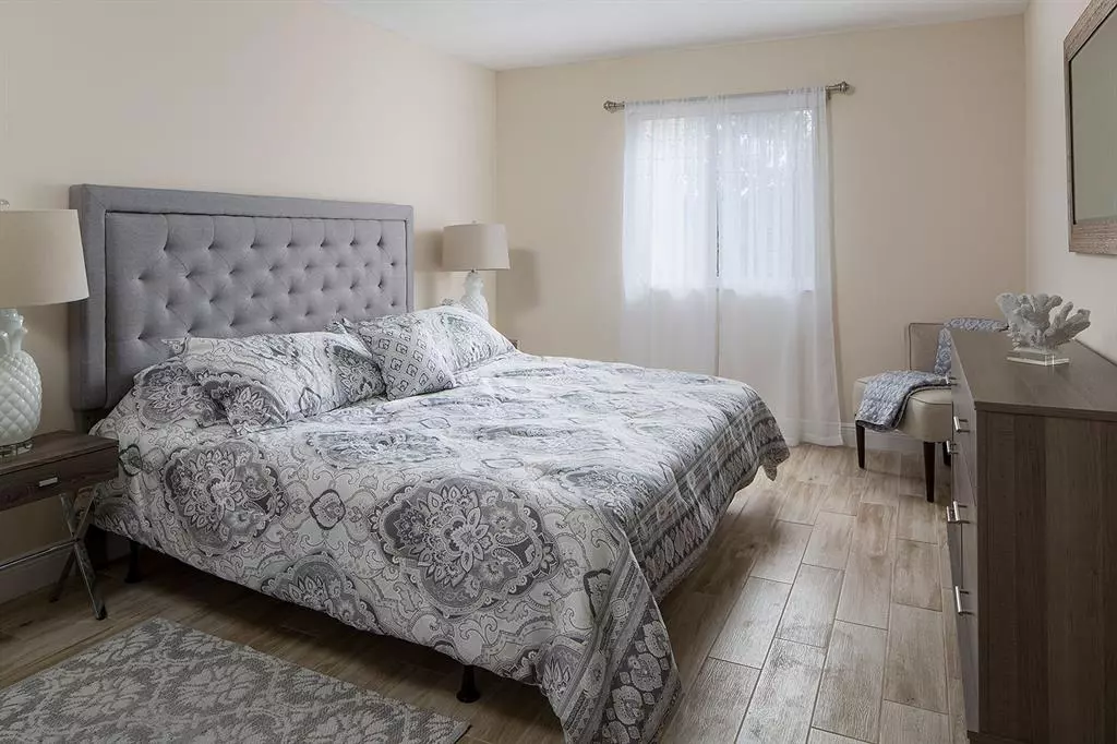 Miami, FL 33186,13901 SW 122nd Ave #8-108