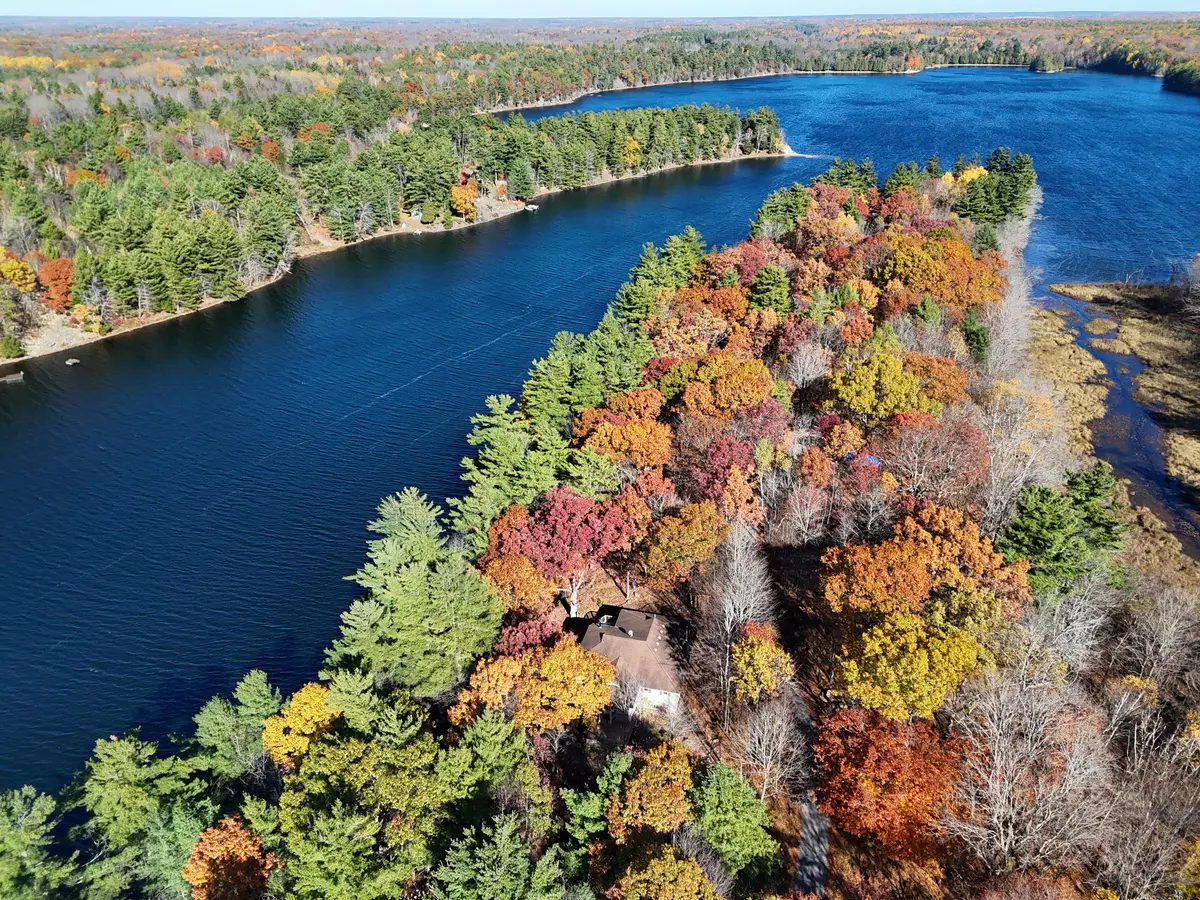 South Frontenac, ON K0H 1T0,241 Potspoon LN