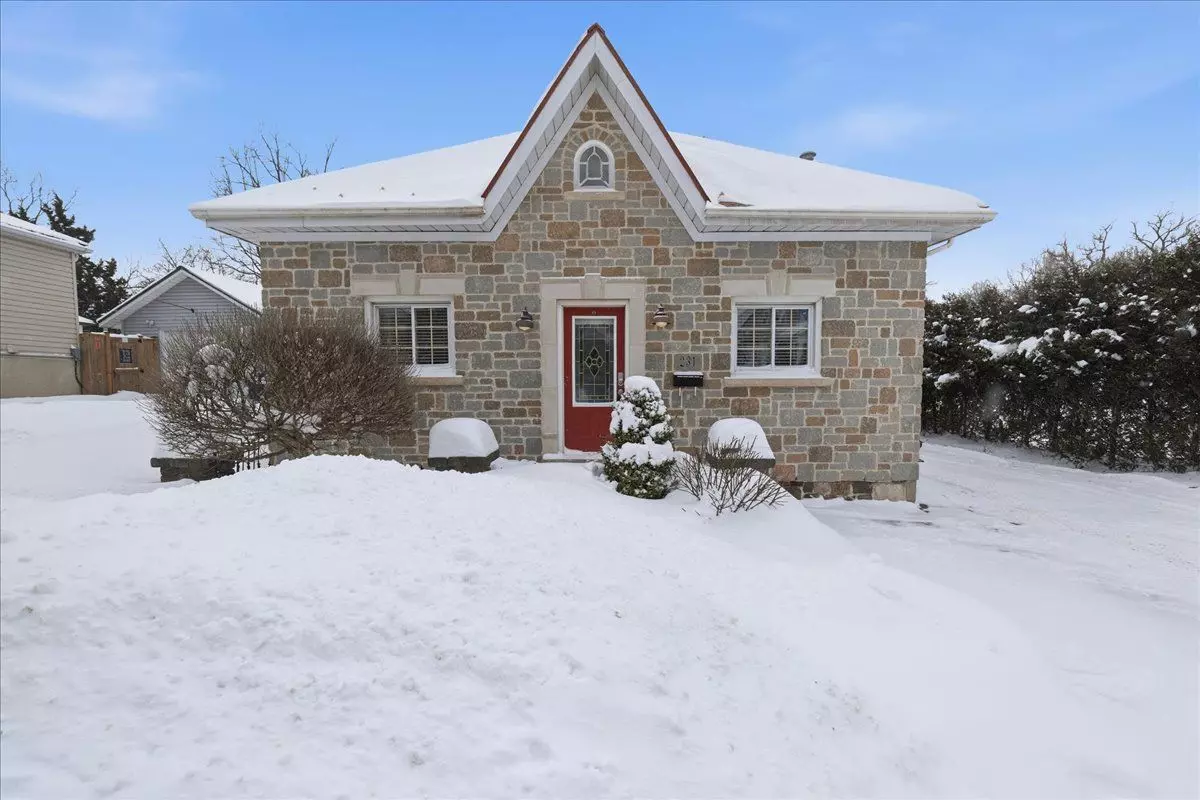 Stratford, ON N5A 1K7,231 West Gore ST