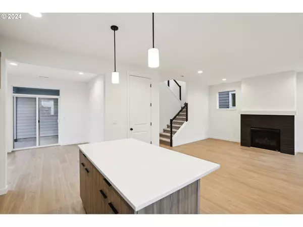 Hillsboro, OR 97123,8238 SE Orion LN