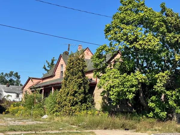 Detroit, MI 48205,14445 E 7 Mile RD