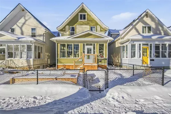 653 Garwood AVE, Winnipeg, MB R3M 1M3