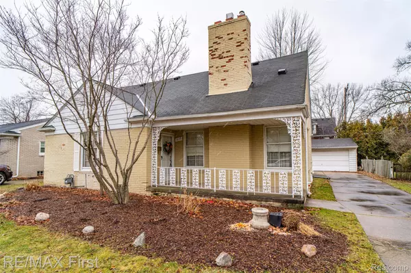 1039 Somerset AVE, Grosse Pointe, MI 48230