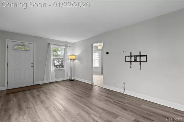 St. Clair Shores, MI 48080,20708 Gaukler ST