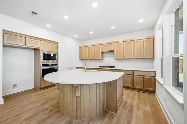 Sherman, TX 75092,3614 River Creek Trail