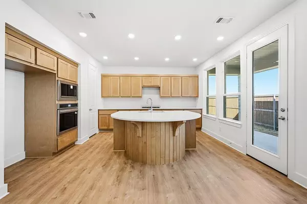 Sherman, TX 75092,3614 River Creek Trail