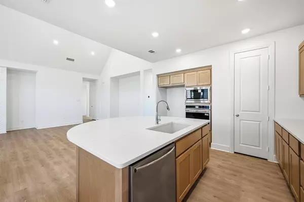 Sherman, TX 75092,3614 River Creek Trail