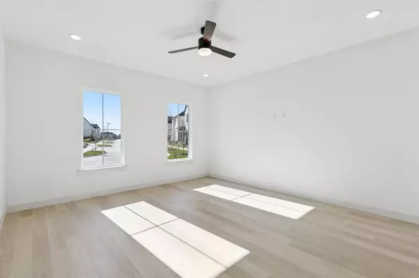 Allen, TX 75013,1042 Featherglass Lane