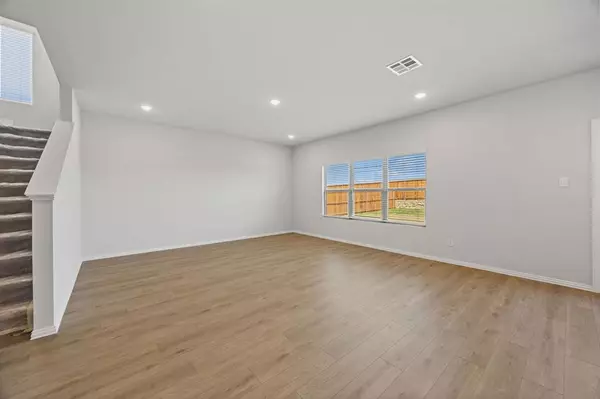 Van Alstyne, TX 75495,528 Stone Hollow Drive