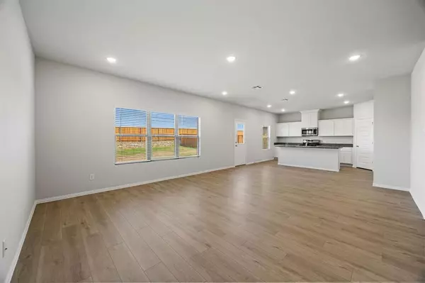 Van Alstyne, TX 75495,528 Stone Hollow Drive