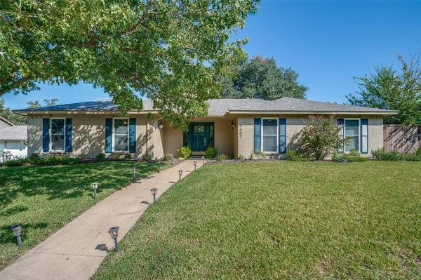 6607 Town Bluff Drive,  Dallas,  TX 75248