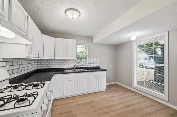 Grand Prairie, TX 75050,1110 17th Street