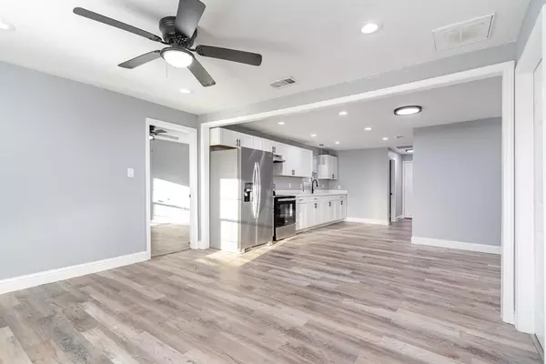 Dallas, TX 75216,5006 Bartlett Avenue