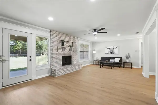 De Cordova, TX 76049,5610 Cuero Drive