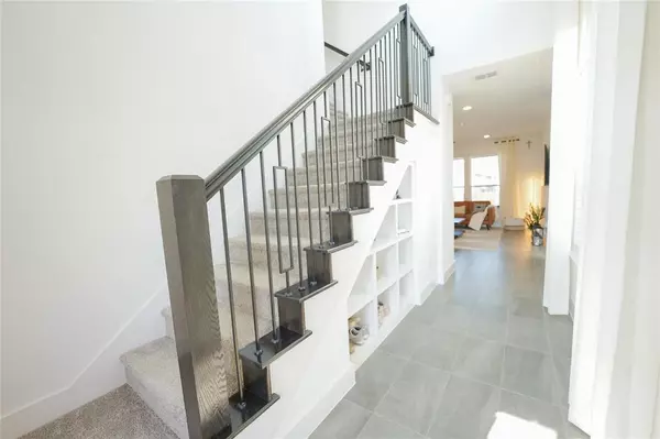 Dallas, TX 75228,7557 Donnelly Avenue