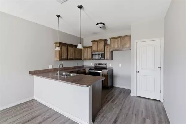 Rio Vista, TX 76093,101 W Capps Street #A