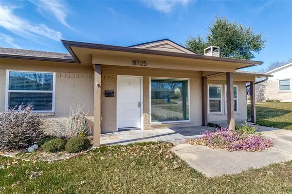 8725 Woodbrook Drive, Dallas, TX 75243