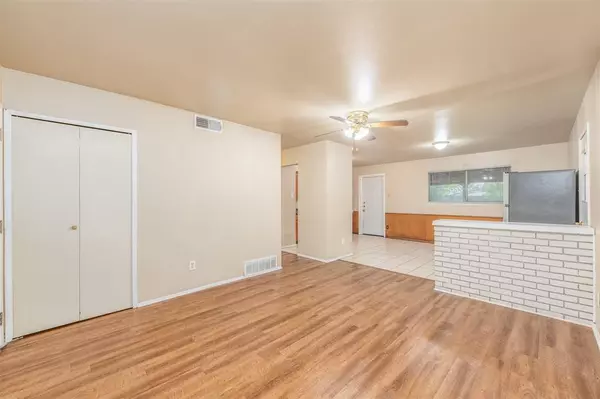 Arlington, TX 76010,1816 E Tucker Boulevard