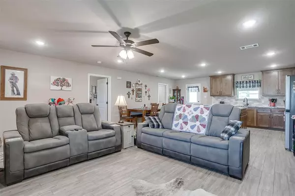 Poolville, TX 76487,2140 Brown Loop