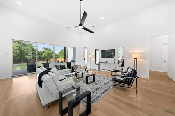 Dallas, TX 75233,3115 GIBBS WILLIAMS Road