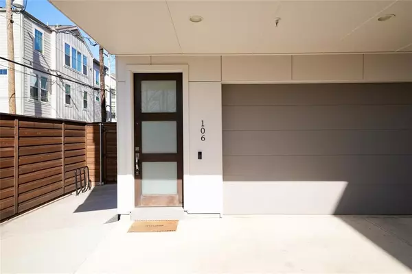 Dallas, TX 75206,2203 Moser Avenue #106