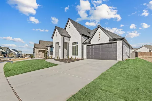 Aledo, TX 76008,912 Highlands Avenue