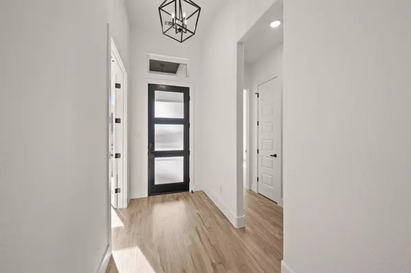 Aledo, TX 76008,912 Highlands Avenue