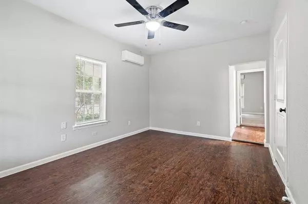 Fort Worth, TX 76103,412 Chicago Avenue