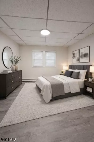 Elizabeth City, NJ 07206,529 Elizabeth Ave 1st FL