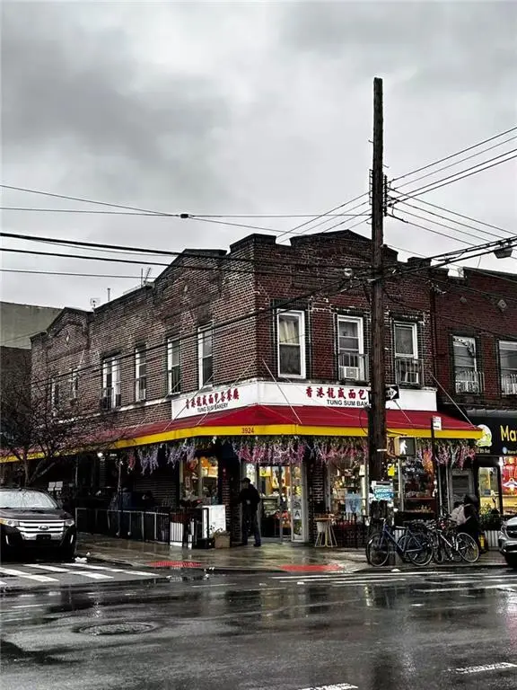 3924 9th AVE, Brooklyn, NY 11232